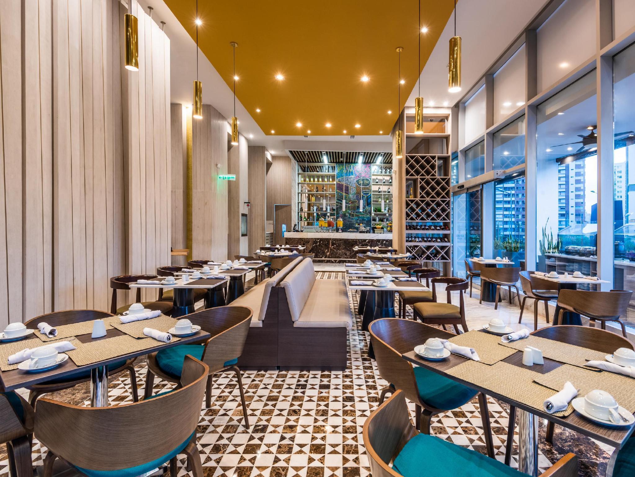 Hotel Crowne Plaza Barranquilla By Ihg Exterior foto