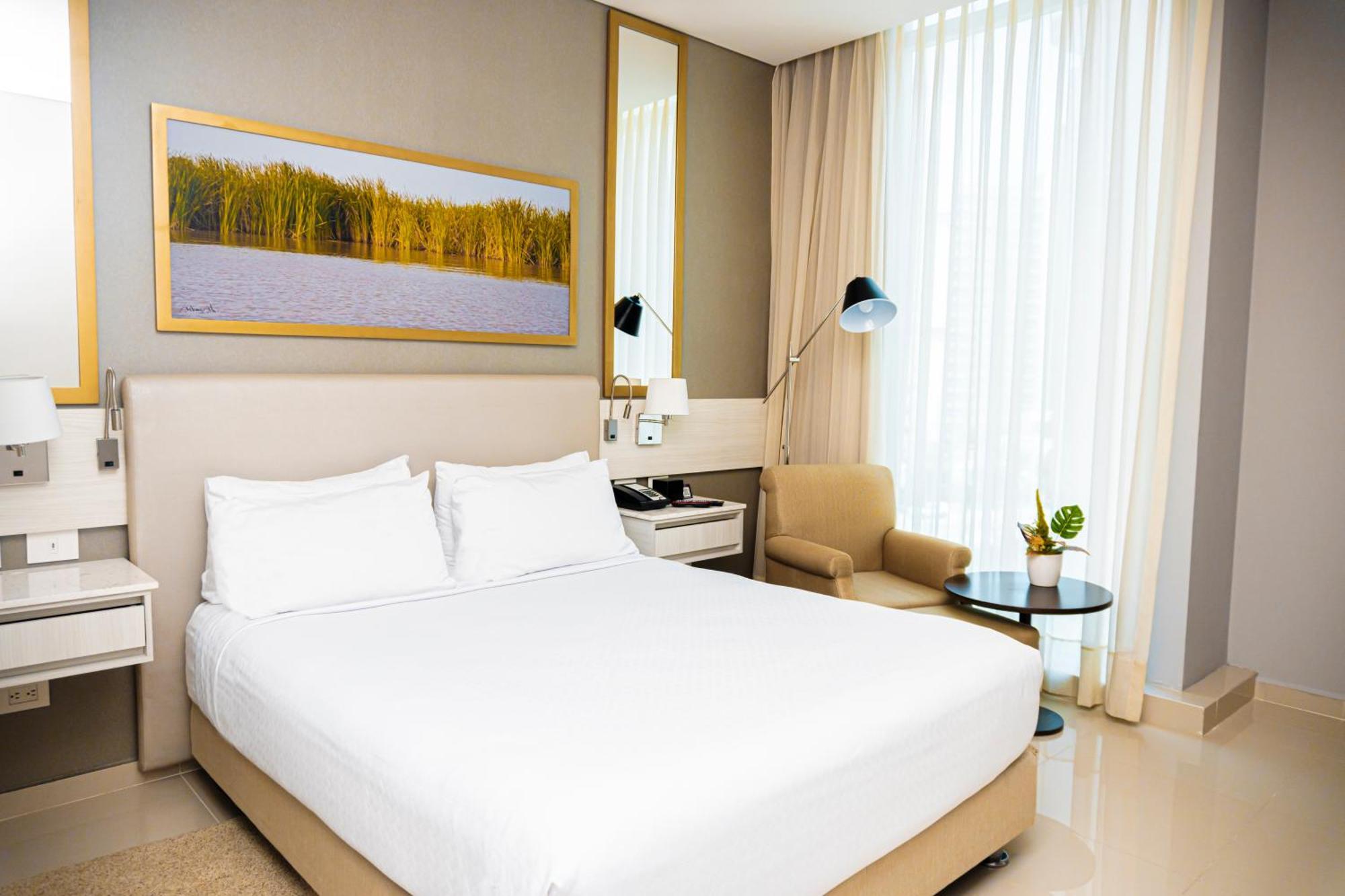 Hotel Crowne Plaza Barranquilla By Ihg Exterior foto
